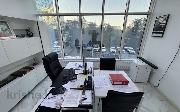 Офисы, образование, кабинеты и рабочие места, студии · 25 м² за 350 000 ₸ в Алматы, Бостандыкский р-н — фото 2