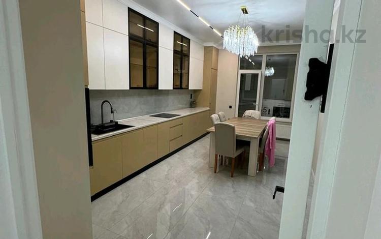 2-комнатная квартира · 82 м² · 13/16 этаж, мкр Нурсат 2, Аргынбекова — Шаяхметова за 400 000 ₸ в Шымкенте, Каратауский р-н — фото 2