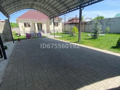 Отдельный дом · 5 комнат · 200 м² · 8 сот., Желтоксан 105 — Дулати за 90 млн ₸ в Таразе