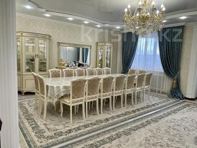 5-комнатная квартира · 206 м² · 3/4 этаж, мкр 8, Санкибай батыра 253/6 — Г Жоубанова за 61.5 млн 〒 в Актобе