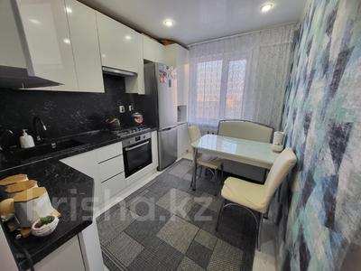 3-комнатная квартира · 65 м² · 8/9 этаж, Жабаева за 32.5 млн 〒 в Петропавловске