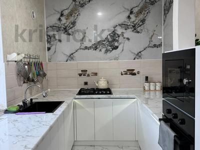 Отдельный дом · 4 комнаты · 150 м² · 10 сот., мкр Жастар 2, Молодежная 8 за 26.5 млн 〒 в Актобе, жилой массив Жанаконыс