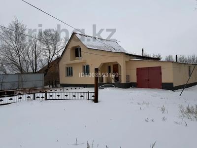 Отдельный дом · 3 комнаты · 112 м² · 10 сот., мкр Фёдоровка , Долинская 59 за 25 млн ₸ в Караганде, Казыбек би р-н