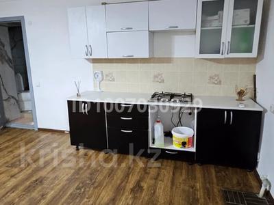 Отдельный дом · 1 комната · 75 м², мкр Оркен, Мендекеш Сатыбалдиева 58 — Ресторан Бірлік за 120 000 〒 в Атырау