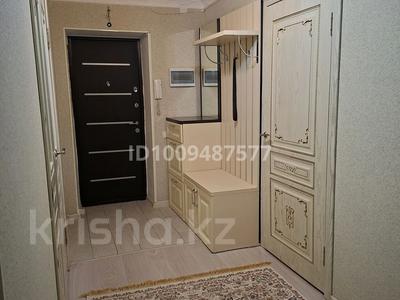 3-комнатная квартира · 65 м² · 4/5 этаж, Сулейменова за 200 000 〒 в 