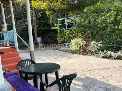 Отдельный дом · 6 комнат · 120 м² · 17 сот., Алатау 7А — Школа Пушкина за 16 млн 〒 в им. Турара рыскуловой