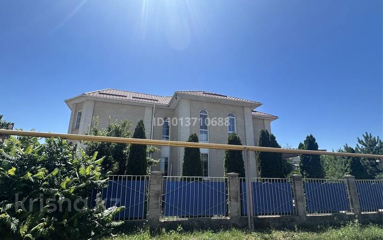 Жеке үй · 7 бөлме · 300 м² · 8 жүзд., Жетысу 22, бағасы: 145 млн ₸ в  — фото 2