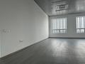 Свободное назначение, офисы • 300 м² за 3 млн 〒 в Атырау, мкр Нурсая-3 — фото 46