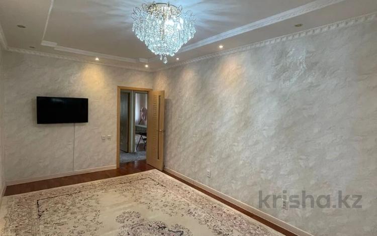 3-комнатная квартира · 70 м² · 4/5 этаж, 12-й мкр 68 за 19 млн ₸ в Актау — фото 2