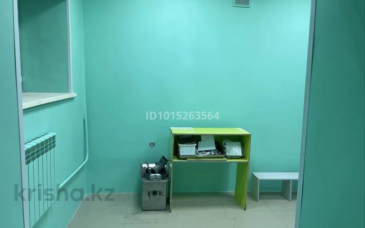 Магазины и бутики · 45 м² за 18.5 млн ₸ в Астане, Сарайшык р-н — фото 2