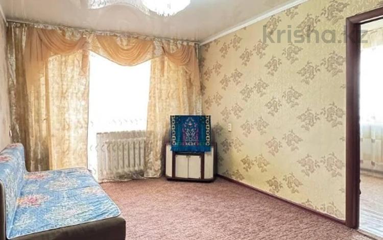 3-комнатная квартира · 50.2 м² · 5/5 этаж, Тауелсиздик 135 за 17.5 млн 〒 в Костанае — фото 2