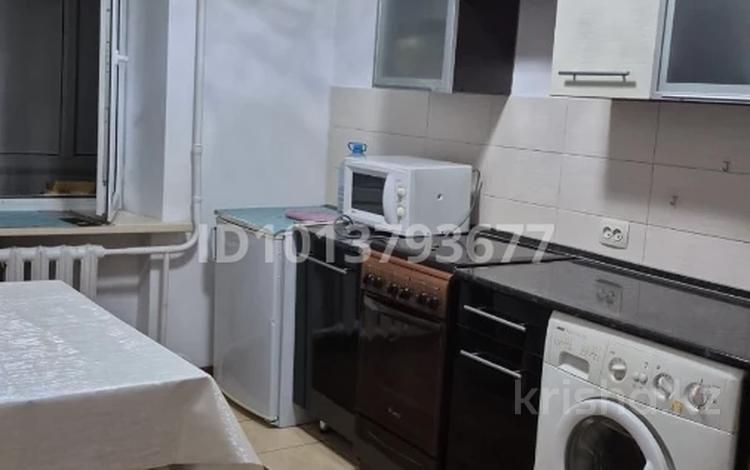 1-комнатная квартира · 36 м² · 11/12 этаж, Казахстан 72 за 190 000 ₸ в Усть-Каменогорске, Ульбинский — фото 2