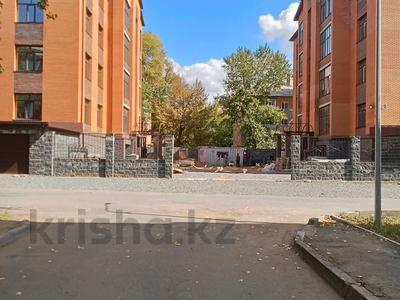 3-комнатная квартира · 102 м² · 2/4 этаж, Камзина — Толстого за ~ 40.3 млн 〒 в Павлодаре