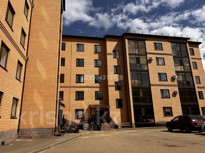 3-бөлмелі пәтер · 85.6 м² · 4/5 қабат, Байтурсынова 78 — Президентская школа, бағасы: 39 млн ₸ в Кокшетау