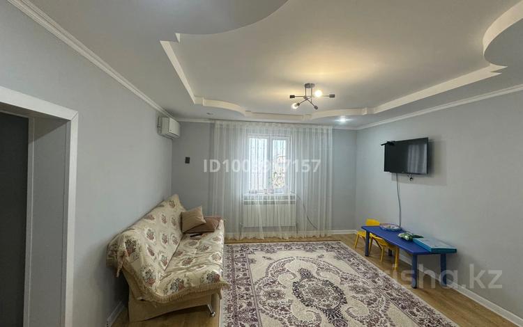 Отдельный дом · 4 комнаты · 180 м² · 10 сот., мкр Коктем, Жубандык бекмуханова 4 — Жубандык бекмуханова за 20 млн 〒 в Атырау — фото 2