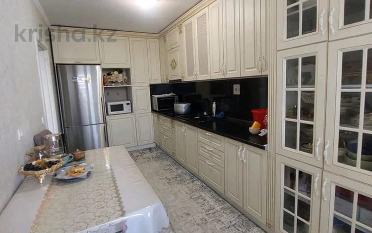 2-бөлмелі пәтер · 63 м² · 8/9 қабат, Ақкент ш/а. 41, бағасы: 37 млн ₸ в Алматы, Алатауский р-н — фото 2