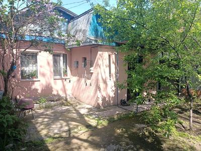 Отдельный дом • 2 комнаты • 45 м² • 1.2 сот., Новгородская 98 — Райымбека-Сейфуллина за 22 млн 〒 в Алматы, Жетысуский р-н