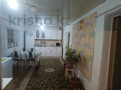 Отдельный дом · 4 комнаты · 106.7 м² · 10 сот., Иксанова 71 за 16.8 млн 〒 в Аксае