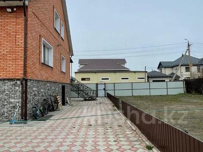 Отдельный дом · 6 комнат · 236 м² · 10 сот., Семашко 42 за 96 млн 〒 в Петропавловске