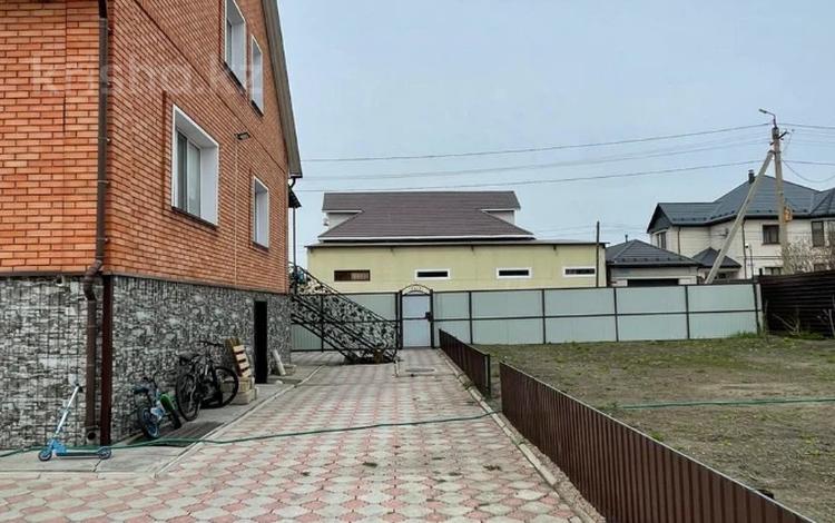 Отдельный дом · 6 комнат · 236 м² · 10 сот., Семашко 42 за 96 млн 〒 в Петропавловске — фото 10