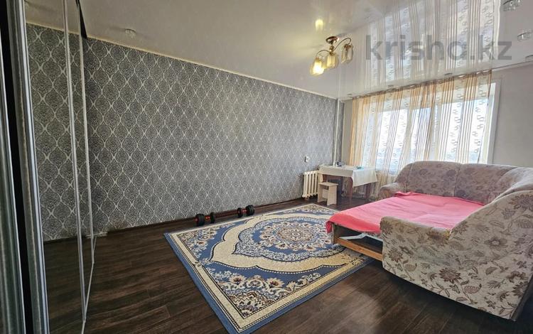 1-комнатная квартира, 33 м², 3/5 этаж, Валиханова 112 за 9.5 млн 〒 в Костанае — фото 2