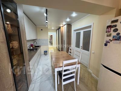 2-бөлмелі пәтер · 60 м² · 4/10 қабат, Боткина 18, бағасы: 45.5 млн ₸ в Алматы, Жетысуский р-н