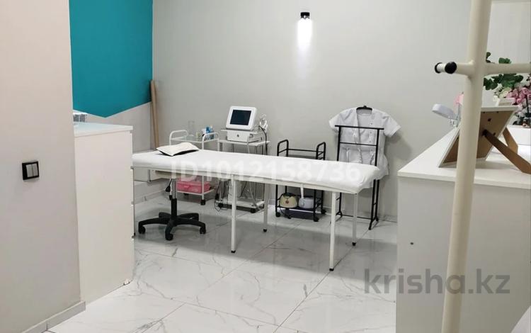 Кабинеты и рабочие места · 50 м² за 90 000 ₸ в Алматы, Алмалинский р-н — фото 3