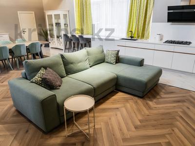 Отдельный дом · 5 комнат · 290 м² · 15 сот., мкр Нурлытау (Энергетик), Розы Жамановой за 285 млн ₸ в Алматы, Бостандыкский р-н