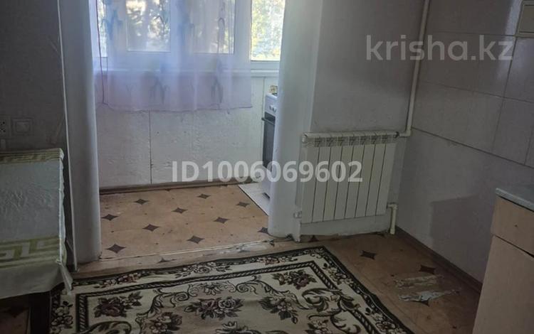 2-комнатная квартира · 55.3 м² · 2/5 этаж, мкр 8 302/1 за 15 млн ₸ в Актобе — фото 2