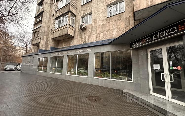 Еркін, кеңселер, дүкендер мен бутиктер, қоғамдық тамақтану орны, сұлулық салондары, медорталықтар мен дәріханалар, білім орталықтары, конференц-залдар, кабинеттер және жұмыс орындары · 570 м², бағасы: 6.5 млн ₸ в Алматы, Алмалинский р-н — фото 3