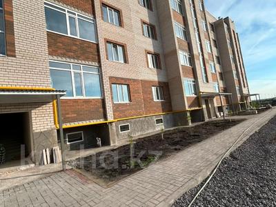 3-бөлмелі пәтер · 92 м² · 3/5 қабат, Алтын орда ш/а. 2Г, бағасы: 23.5 млн ₸ в Актобе, мкр. Алтын орда