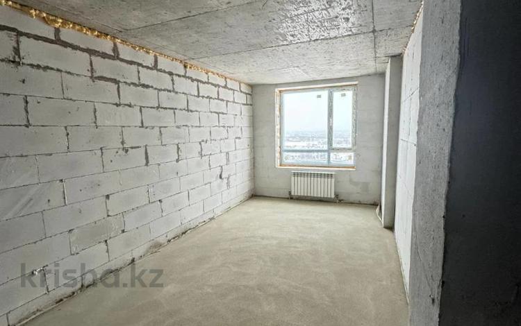 2-комнатная квартира, 83.5 м², 9/9 этаж, Каирбекова 31 за ~ 35.1 млн 〒 в Костанае — фото 2