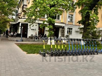 Пәтерлер в Алматы: 1-бөлмелі пәтер · 40 м² · 6/8 қабат · ай сайын, Курмангазы 58 — Абылайхана, Байсеитова, Назарбаева, бағасы: 410 000 〒 1-бөлмелі пәтер · 40 м² · 6/8 қабат · ай сайын, Курмангазы 58 — Абылайхана, Байсеитова, Назарбаева, бағасы: 410 000 〒 в Алматы, Алмалинский р-н