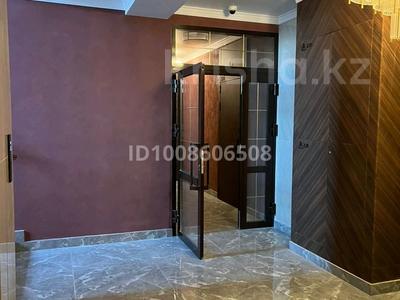 5-комнатная квартира · 133 м² · 9/10 этаж, есенберлина 20 за 67 млн 〒 в Усть-Каменогорске