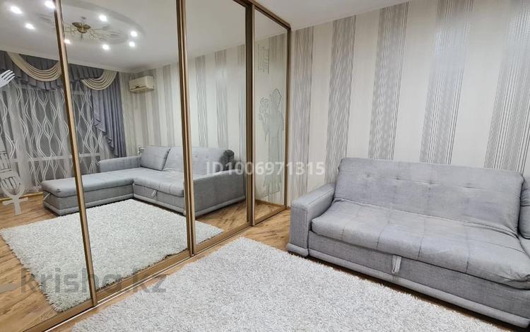 1-бөлмелі пәтер · 38 м² · 5/9 қабат, 5 микрорайон, бағасы: 17 млн 〒 в Аксае — фото 3