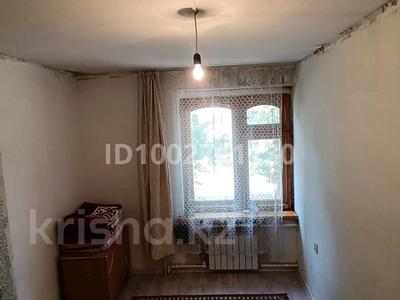 3-комнатная квартира · 51 м² · 2/5 этаж, Жаксыгулова 33 — Инфекционный больница за 11 млн 〒 в Уральске