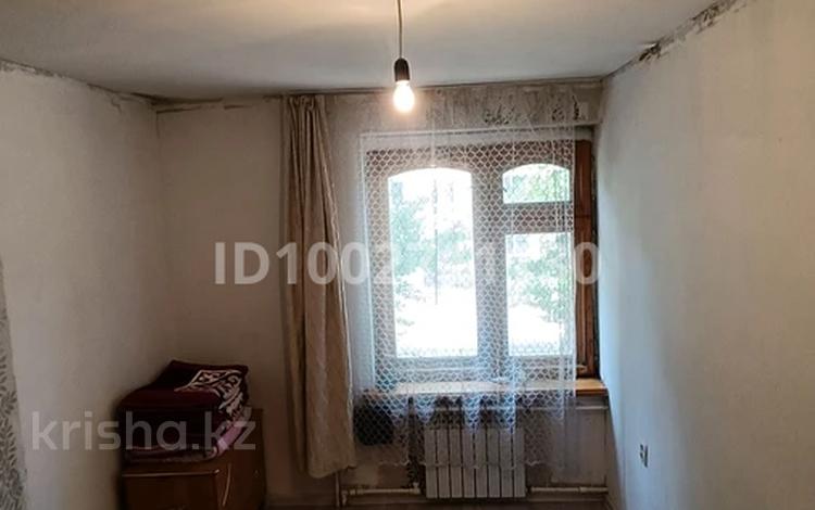 3-бөлмелі пәтер · 51 м² · 2/5 қабат, Жаксыгулова 33 — Инфекционный больница, бағасы: 9.6 млн ₸ в Уральске — фото 2