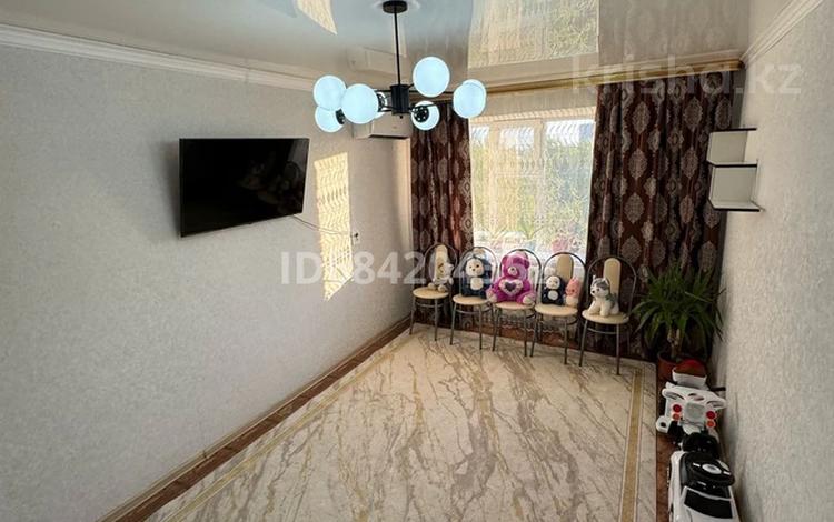 2-комнатная квартира · 30 м² · 5/5 этаж, мкр Шанхай, Чекалина 30Б за 4.2 млн ₸ в Актобе — фото 6