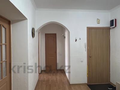 3-бөлмелі пәтер · 90 м² · 2/5 қабат, Кудайбердыулы 3 — ТРЦ Аружан, бағасы: 36 млн ₸ в Астане