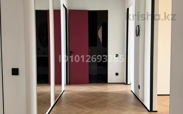 4-комнатная квартира · 119 м² · 3/5 этаж, мкр Юго-Восток, Республики 49 за 78 млн ₸ в Караганде, Казыбек би р-н — фото 2