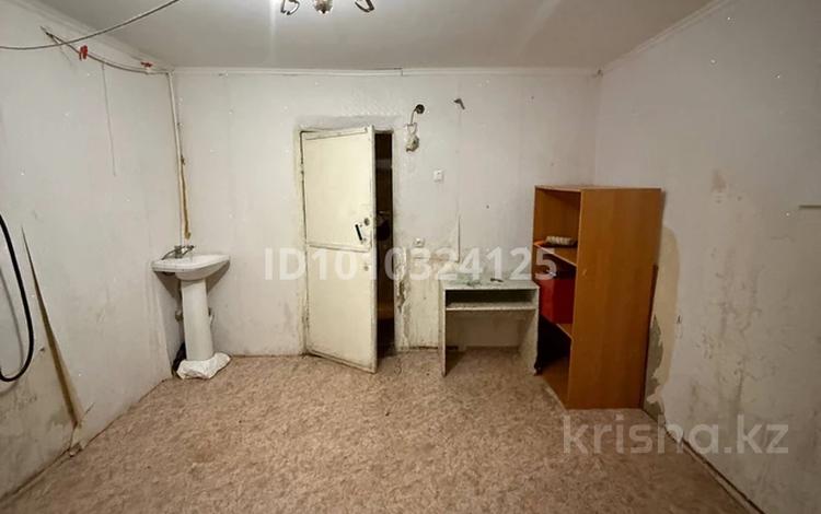 1-бөлмелі пәтер · 15.8 м² · 2/5 қабат, кунаева 202, бағасы: 3.5 млн 〒 в Актобе — фото 2