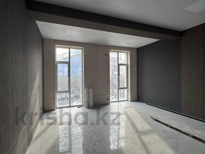 Офисы, салоны красоты, фитнес и спорт, медцентры и аптеки, образование, развлечения, конференц-залы, кабинеты и рабочие места, студии · 65 м² за 520 000 〒 в Шымкенте, Каратауский р-н