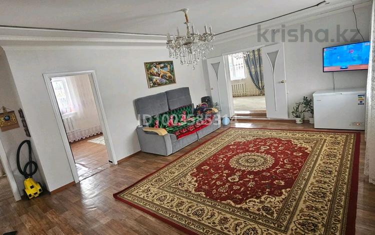 Дача · 3 комнаты · 130 м² · 8 сот., Гортоп 39 — Рядом магазин Нур за 17 млн 〒 в Актобе, мкр Гормолзавод — фото 2