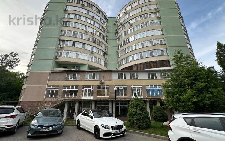 Еркін, кеңселер, дүкендер мен бутиктер, қоғамдық тамақтану орны, сұлулық салондары, монша, қонақ үй және демалыс орындары, медорталықтар мен дәріханалар, білім орталықтары, ойын-сауық · 188.3 м², бағасы: ~ 92 млн ₸ в Алматы, Наурызбайский р-н — фото 31