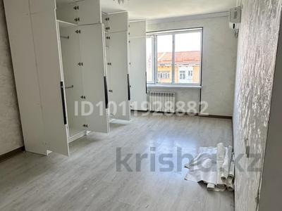 2-комнатная квартира · 48 м² · 5/5 этаж, Толеби 65А 40 — Орталыкта Жаксы лакатсия жанында базар, мектеп, садик за 10.5 млн ₸ в Кентау
