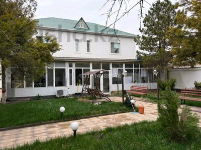 Бани, гостиницы и зоны отдыха, медцентры и аптеки, образование · 1200 м² за 165 000 ₸ в Шымкенте, Аль-Фарабийский р-н