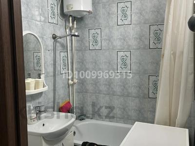 1-комнатная квартира · 39 м² · 4/5 этаж, Момышулы — Район Зорьки, рядом остановка за 80 000 〒 в Темиртау