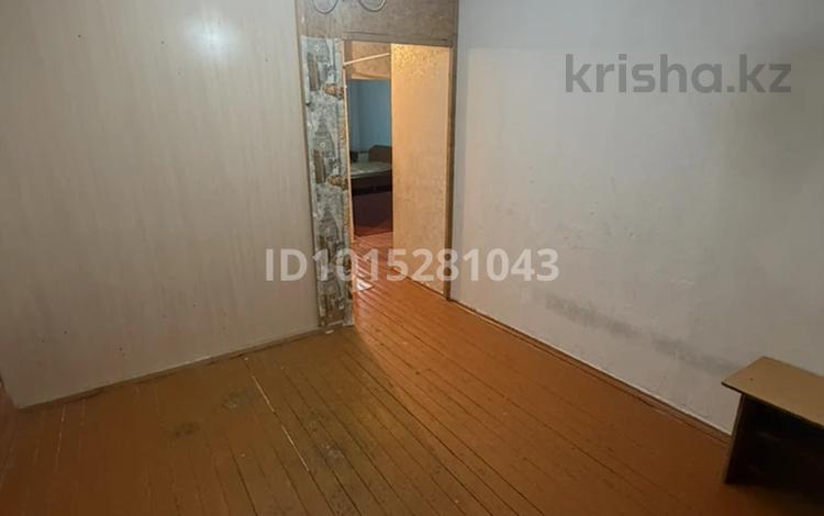 3-комнатная квартира · 64 м² · 1/5 этаж, 2 в/г 8 за 11.5 млн ₸ в Ушарале — фото 2