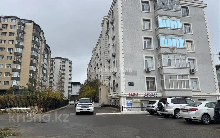 3-комнатная квартира · 155 м² · 1/5 этаж, 15-й мкр 70 — ЦОН за 65 млн ₸ в Актау — фото 2