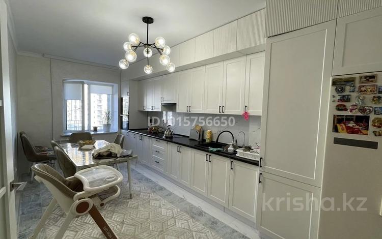 4-комнатная квартира · 132 м² · 7/11 этаж, мкр 12 21 Е — Дастан за 55 млн ₸ в Актобе — фото 9